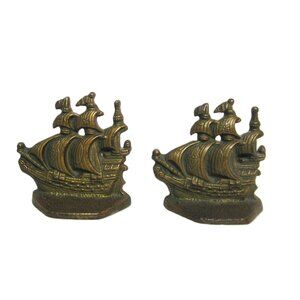 Pair of Antique Vintage Cast Iron  4" Bookends Pirate Ship Patina Nautical